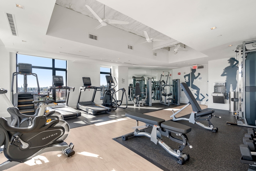 191 Washington St, Brighton