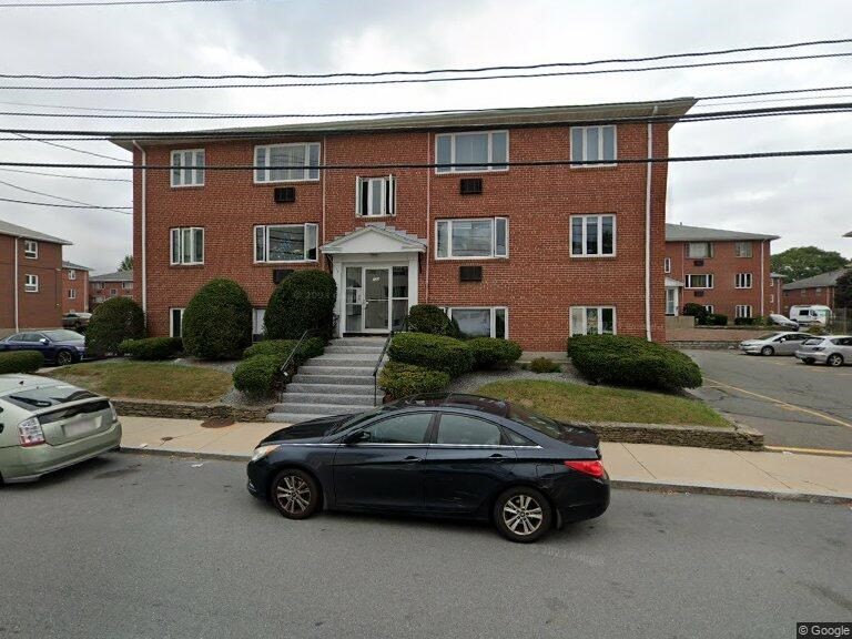 133 Warren St, Watertown