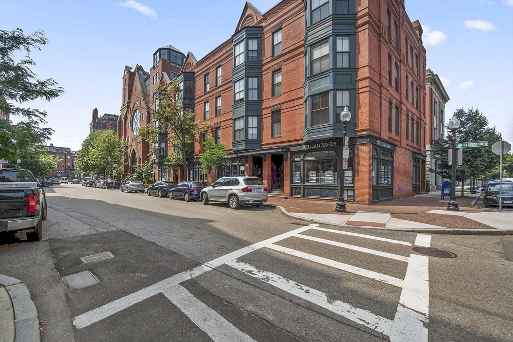 14 Clarendon St, South End