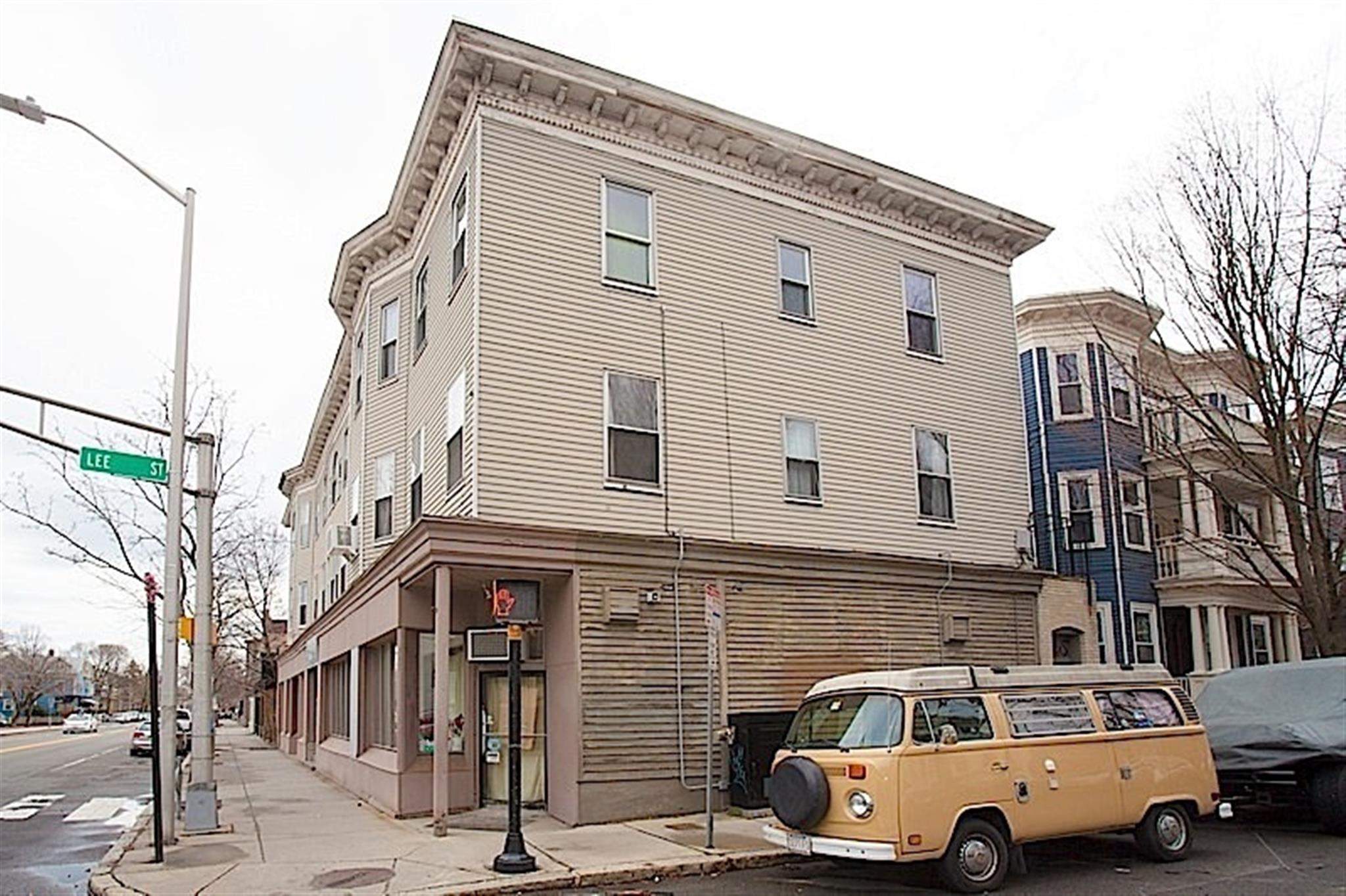 4 bed, 1 bath apartment for rent at 368 Broadway Unit 3, Mid Cambridge — photo 12 of 13