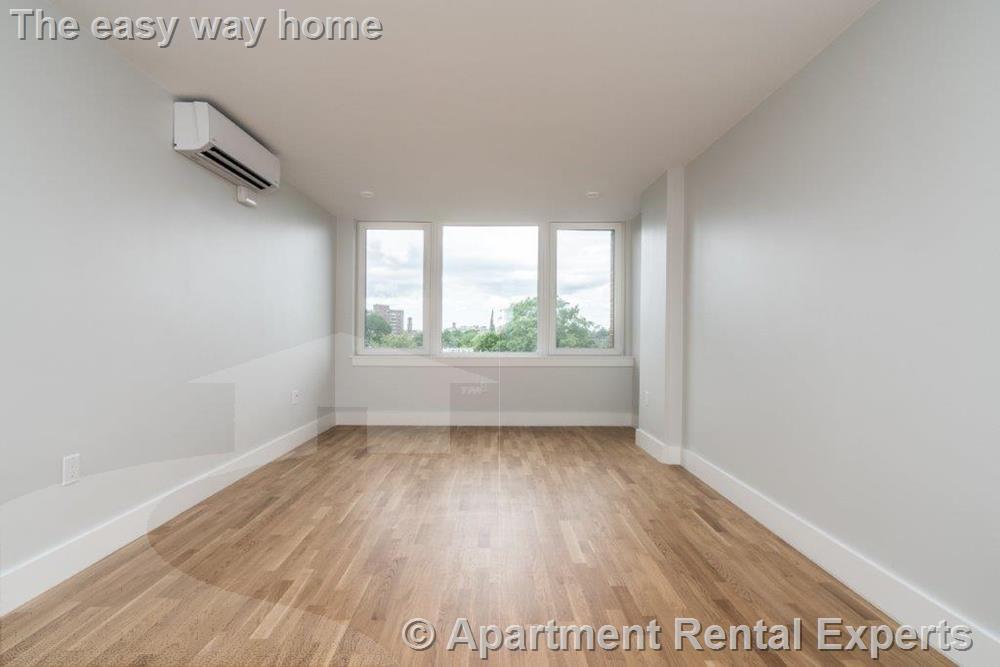 334 Harvard St, Harvard Square