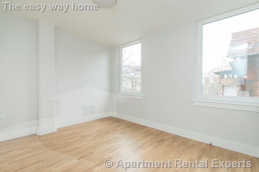 334 Harvard St, Harvard Square