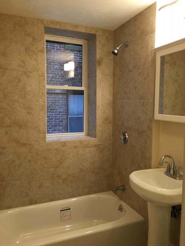 887 Huntington Ave, Mission Hill