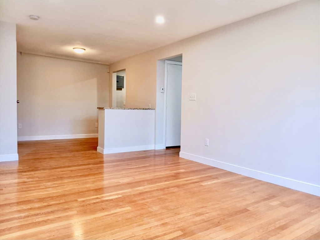 15 Commonwealth Ct, Brighton