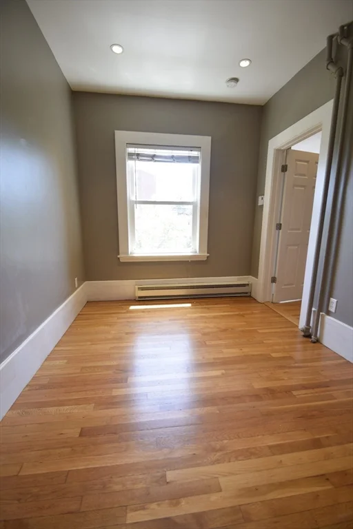 1402 Beacon St, Coolidge Corner