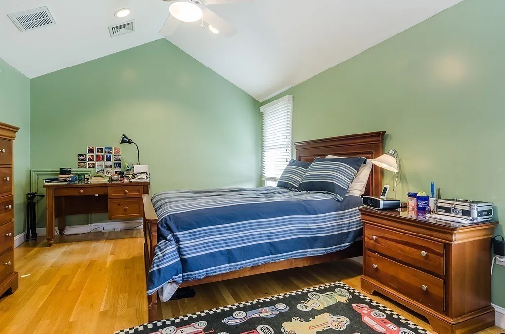 26 South Gate Park, West Newton