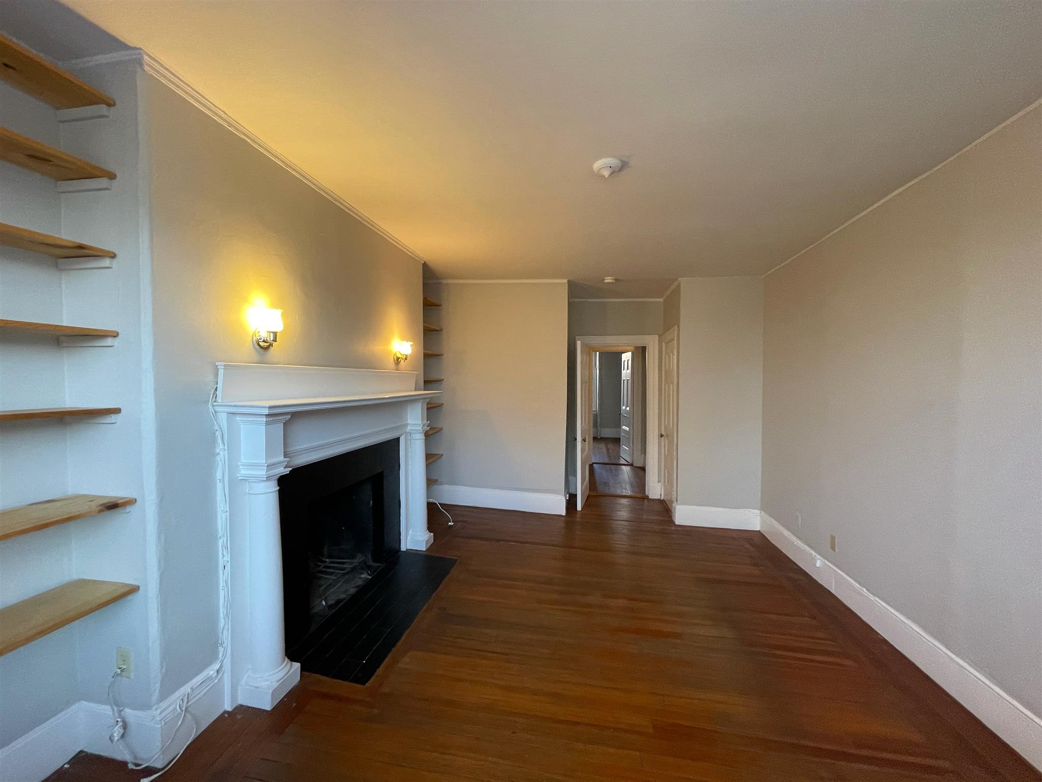 48 John F Kennedy St, Riverside