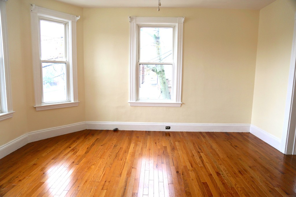 116 Paul Revere Rd, Arlington Heights