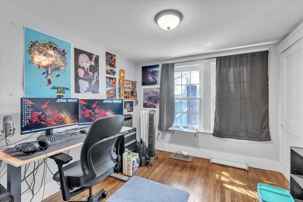 638 Main St, Walpole