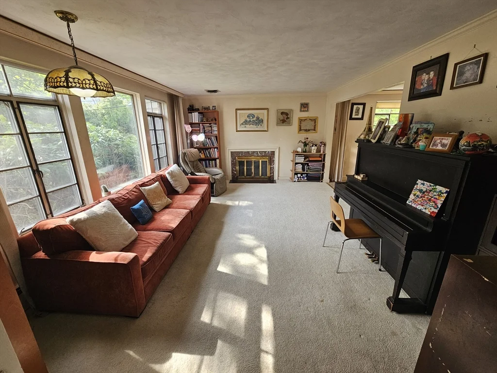 56 Great Meadow Rd, Newton