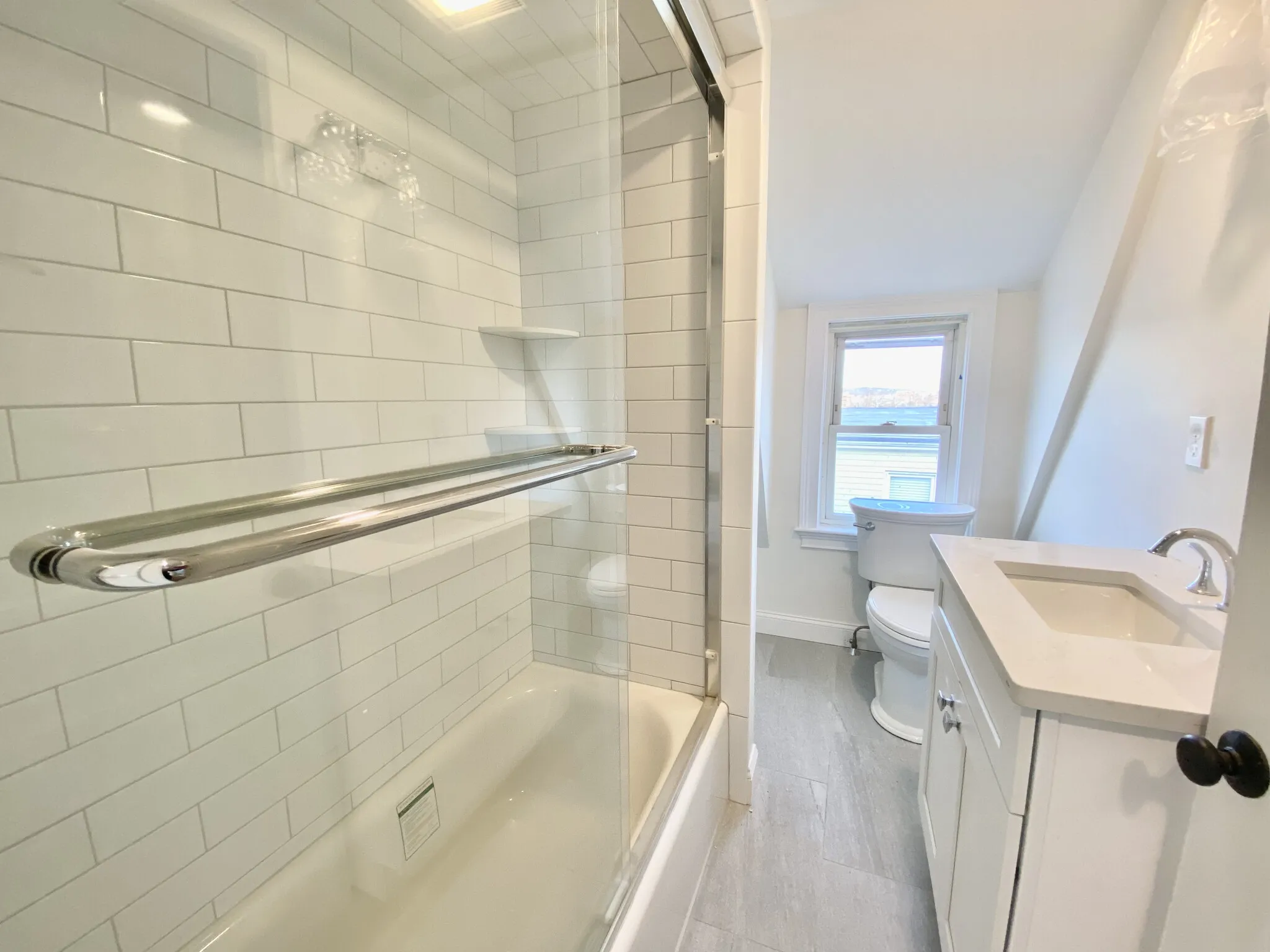 19-21 Bellevue St, Banks Square