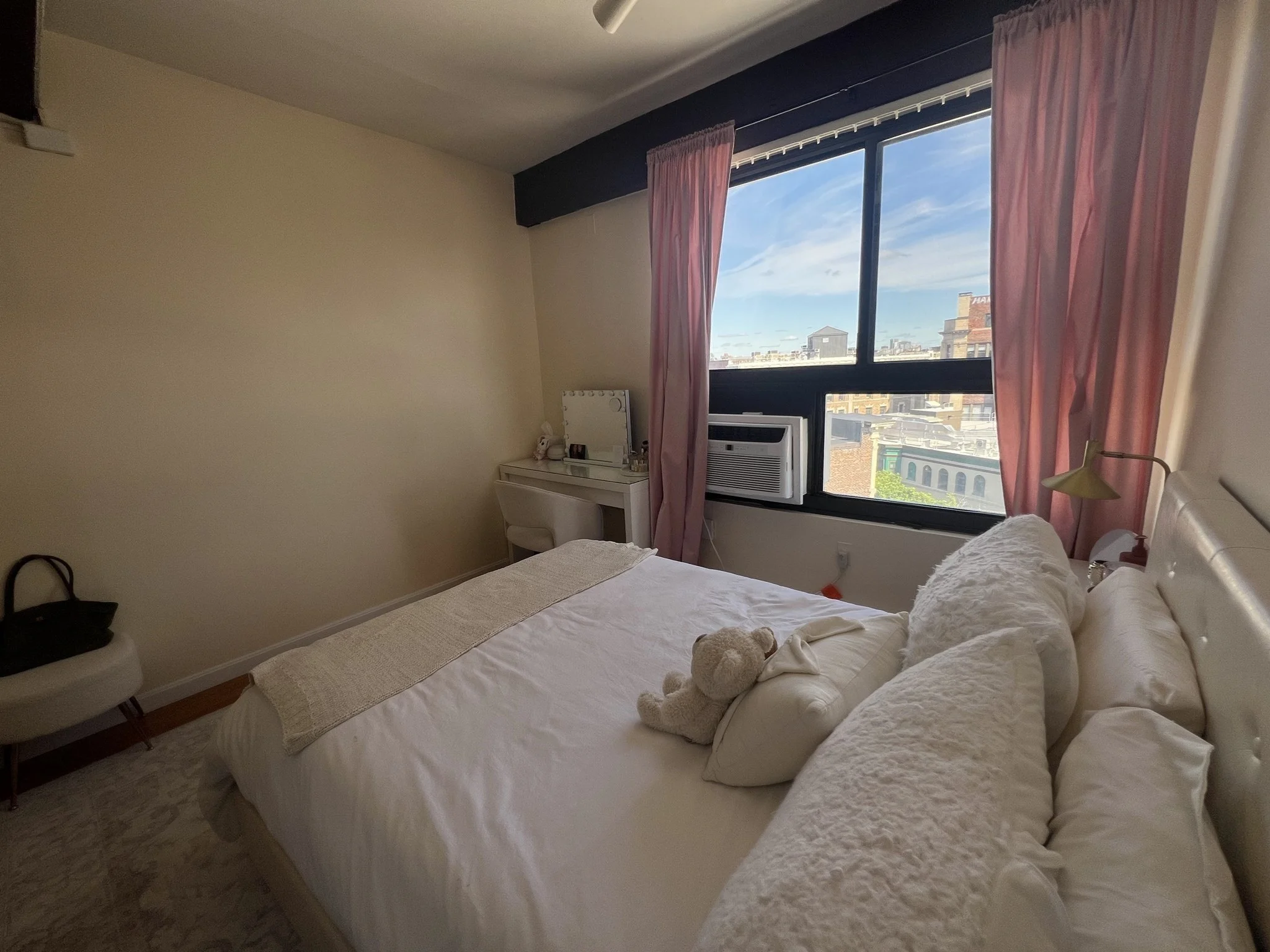 12 Stoneholm St, Fenway