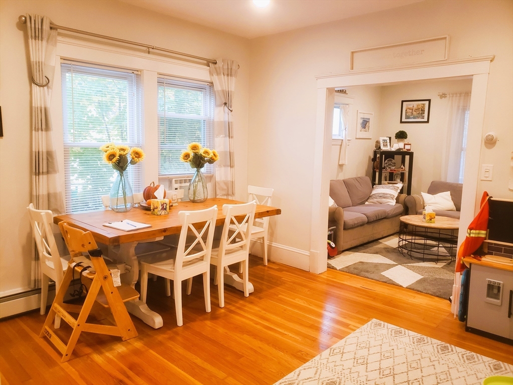 9 Menotomy Rd, Arlington