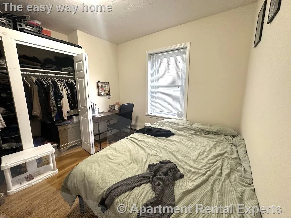 1056 Cambridge St, East Cambridge