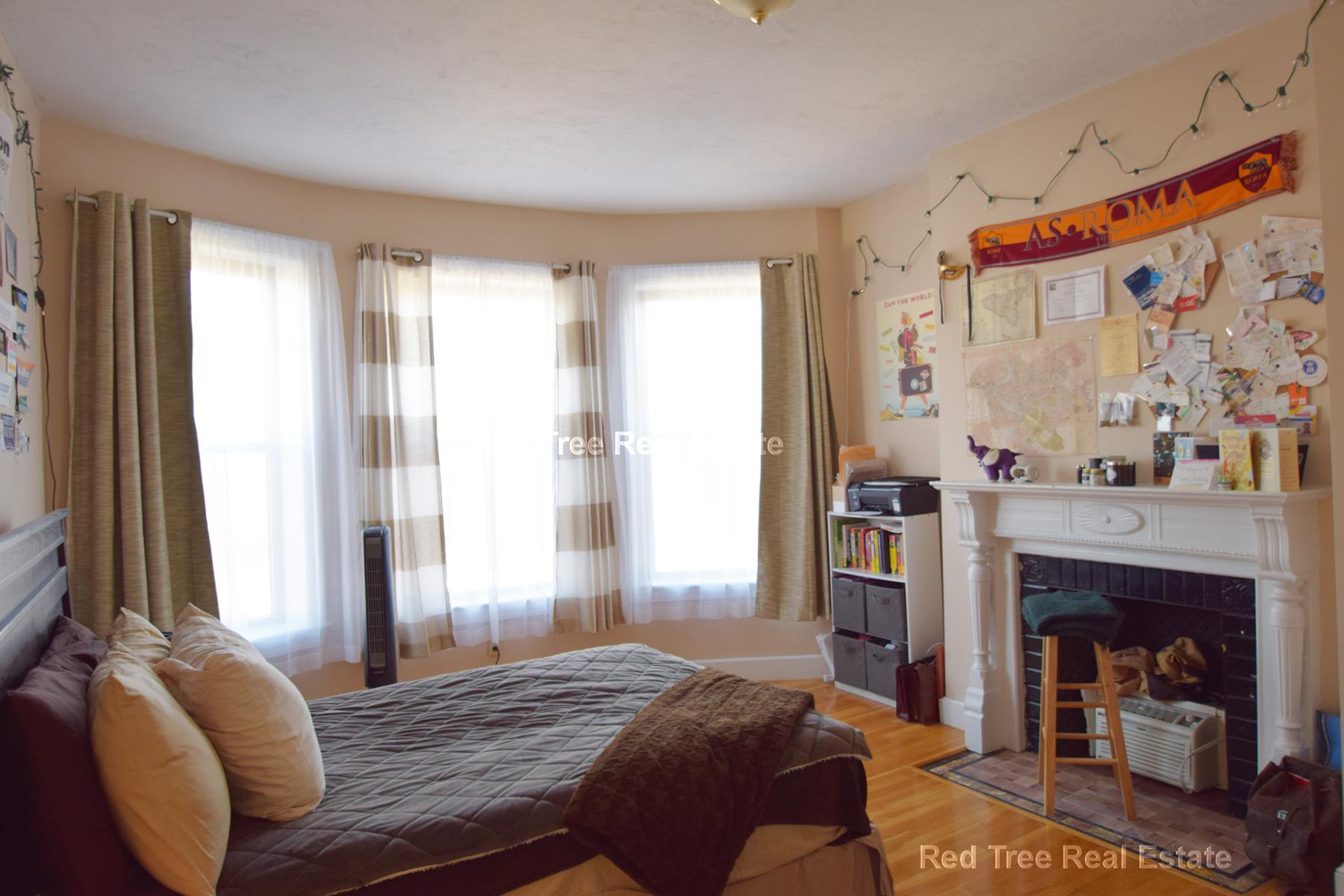 17 Highgate St, Allston
