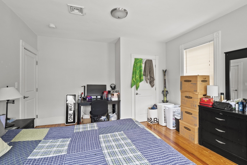 139 Adams St, Waltham