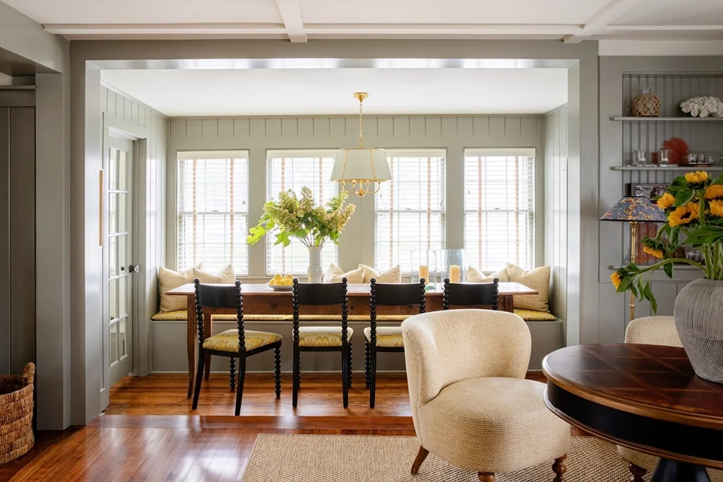 77 Sparks Ave, Nantucket