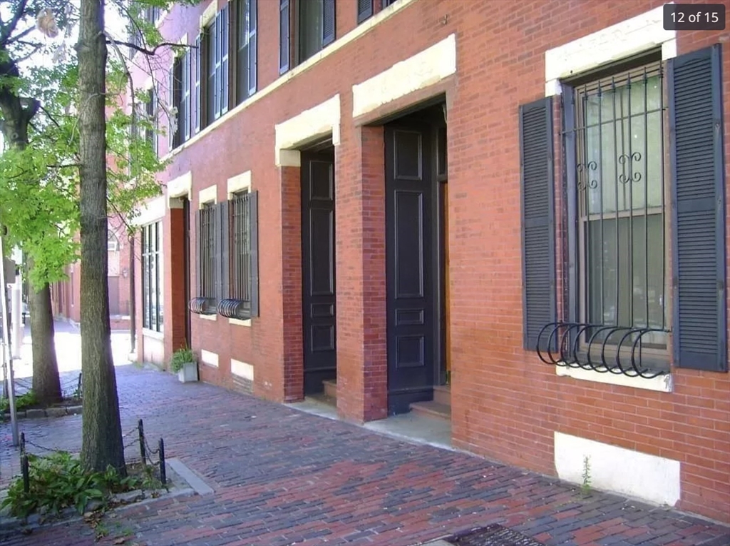 82 Berkeley St, Back Bay