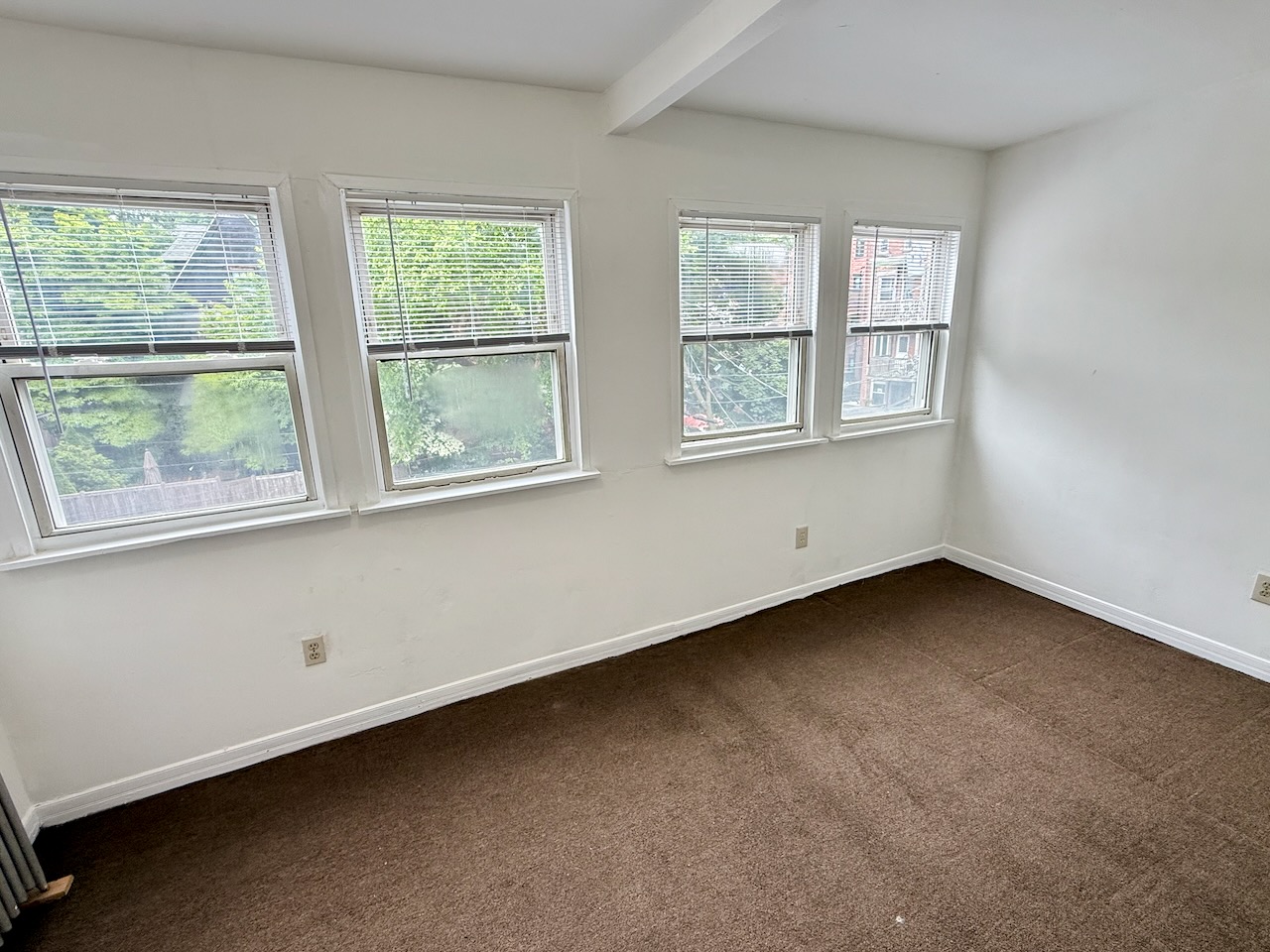 17 Warwick Rd, Salisbury Road - Corey Farm