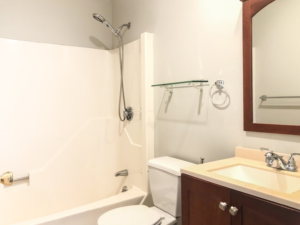 3920 Mystic Valley Pkwa, Medford