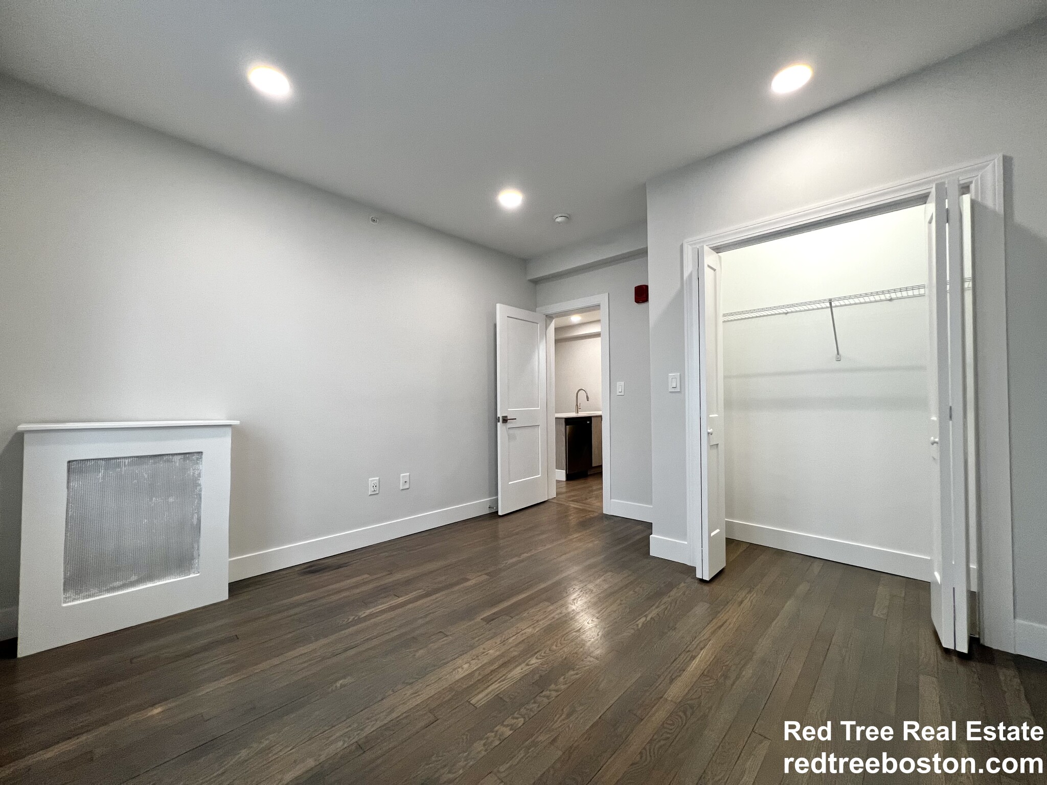 11 Peterborough St, Fenway