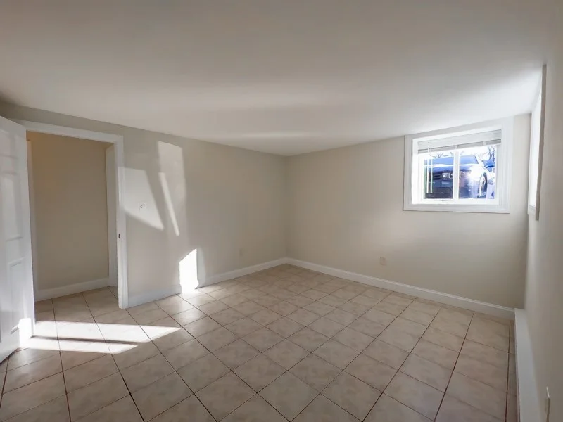 592 American Legion Highway, Roslindale