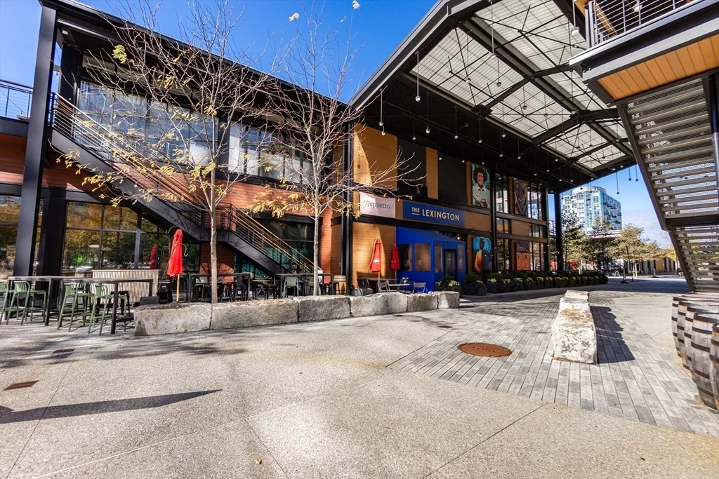 10 Museum Way, East Cambridge