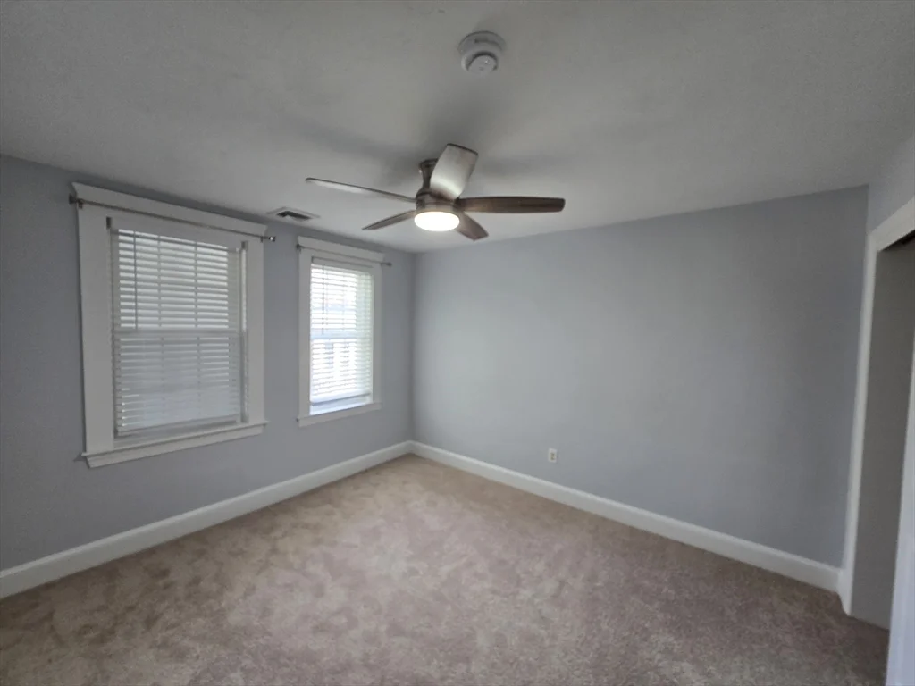 288 Pleasant St, Stoughton