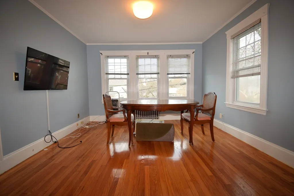 39 South Normandy Ave, Cambridge Highlands