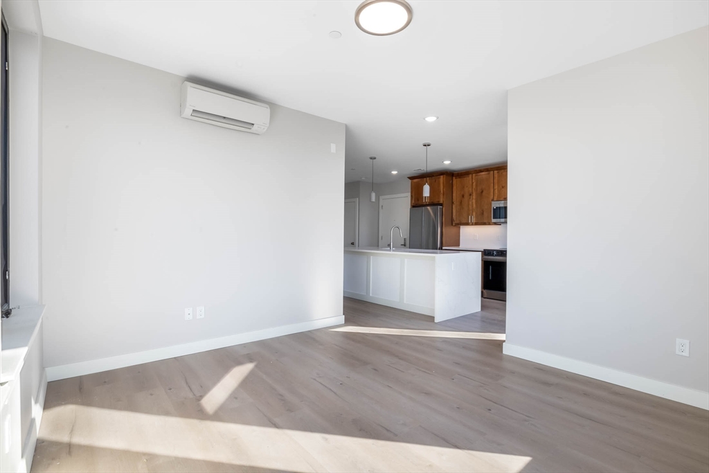 400 W Broadway, South Boston