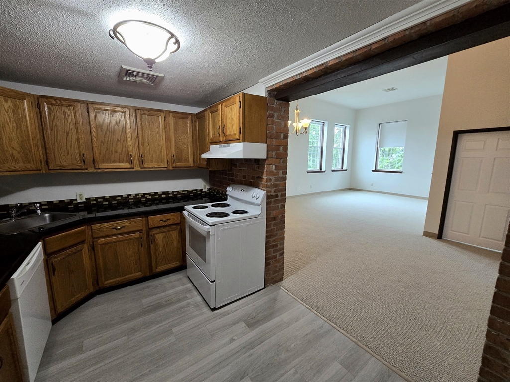 147 Rawson Rd, Quincy