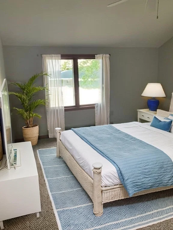 670 Eastside Rd, Wrentham