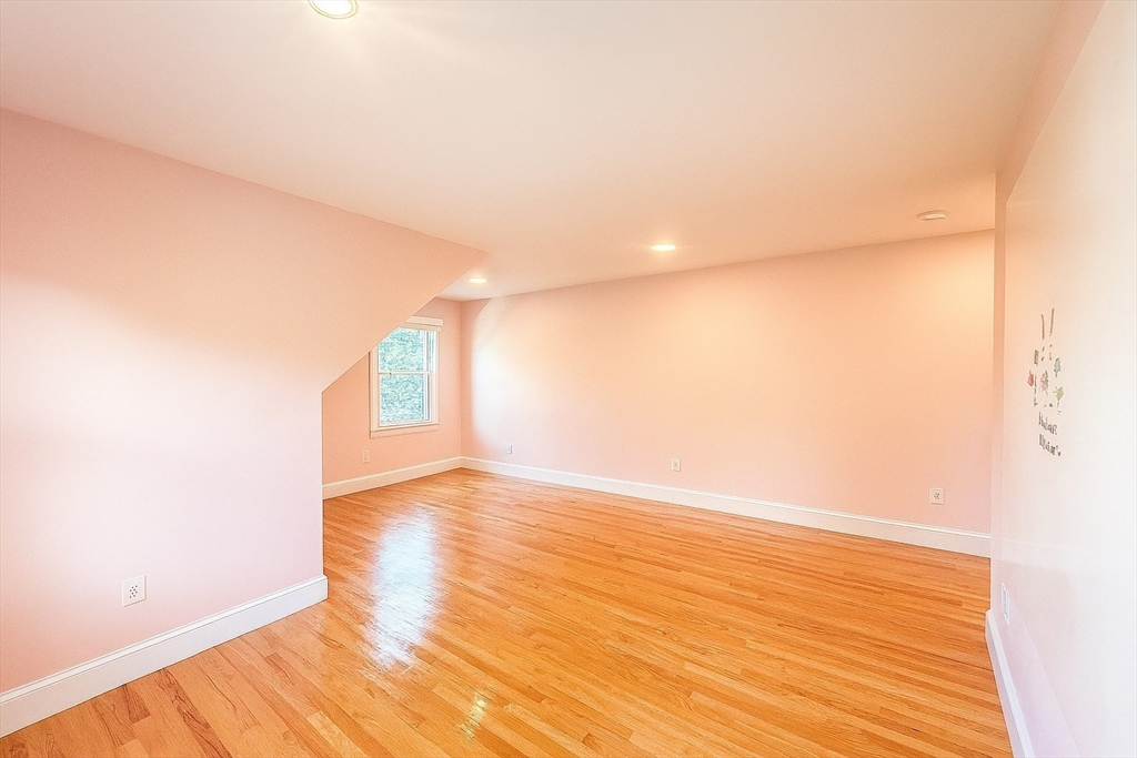 3 Myrna Rd, Lexington