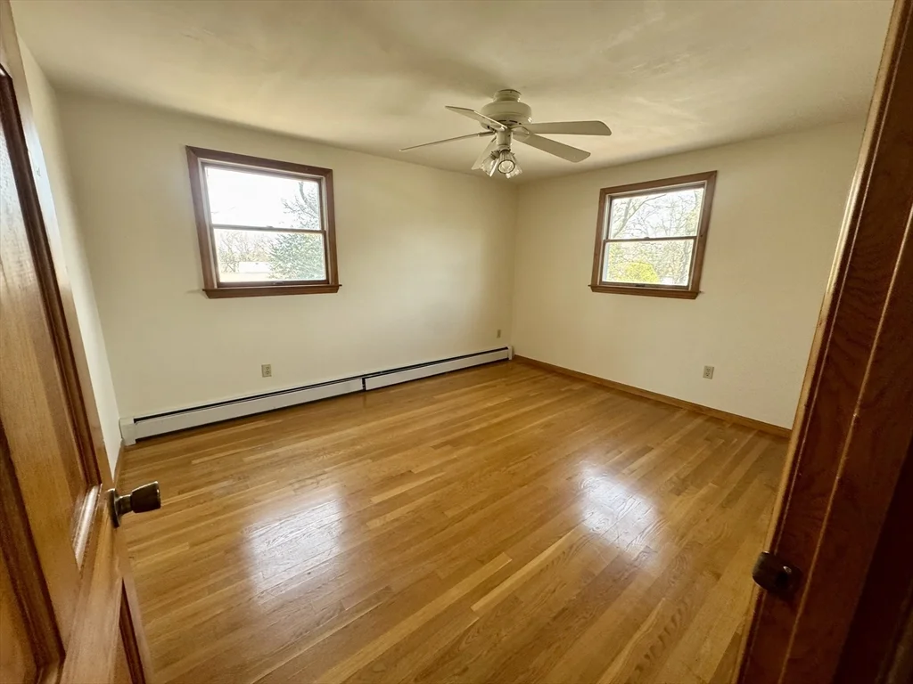 15 Curlew St, West Roxbury