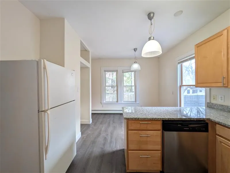 392 Washington St, Ward Two