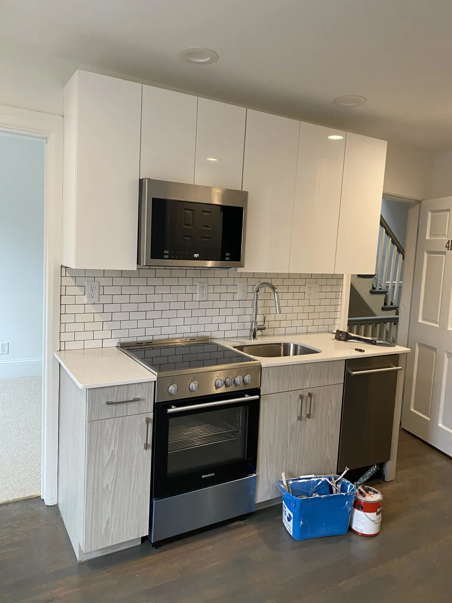 225 Newbury St, Back Bay