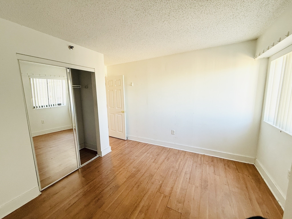 15 North Beacon St, Allston