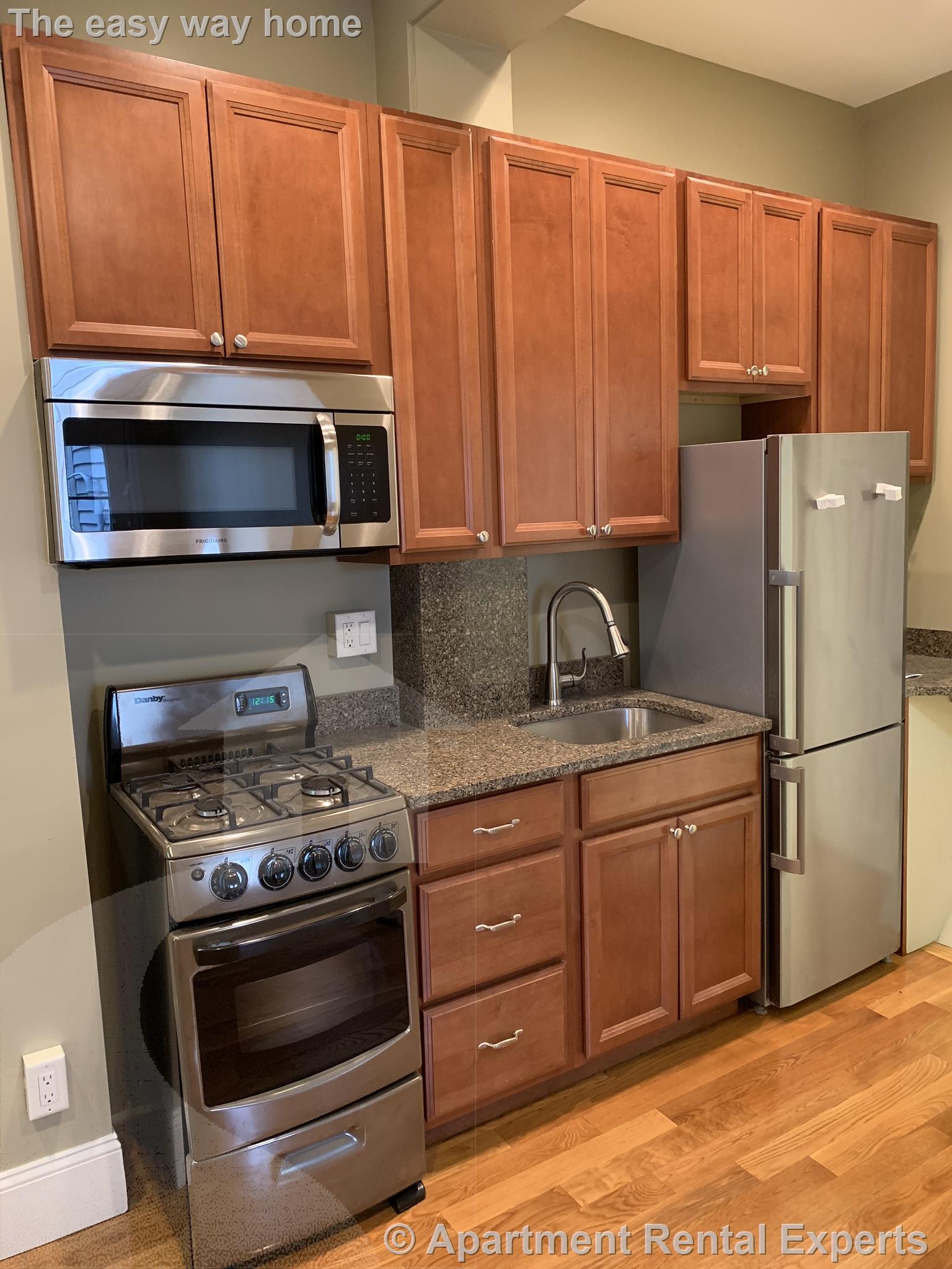 144 Mt Auburn St, Harvard Square