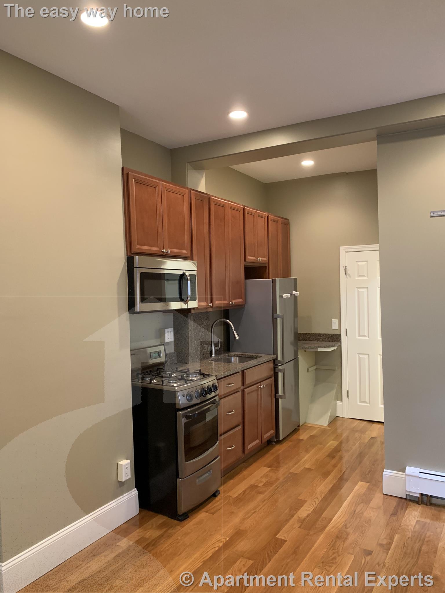 144 Mt Auburn St, Harvard Square