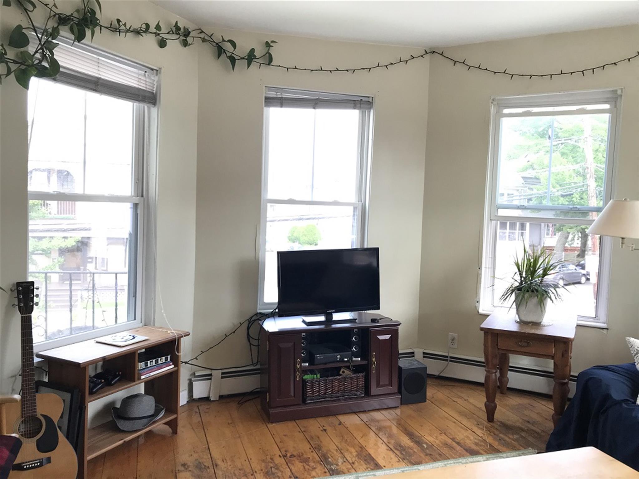 3 bed, 1 bath apartment for rent at 69 Winchester St Unit 2, Medford — photo 1 of 16
