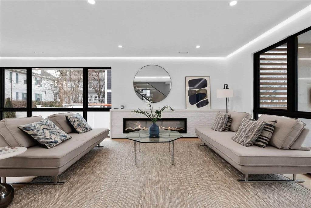 80 Alpine St, West Cambridge