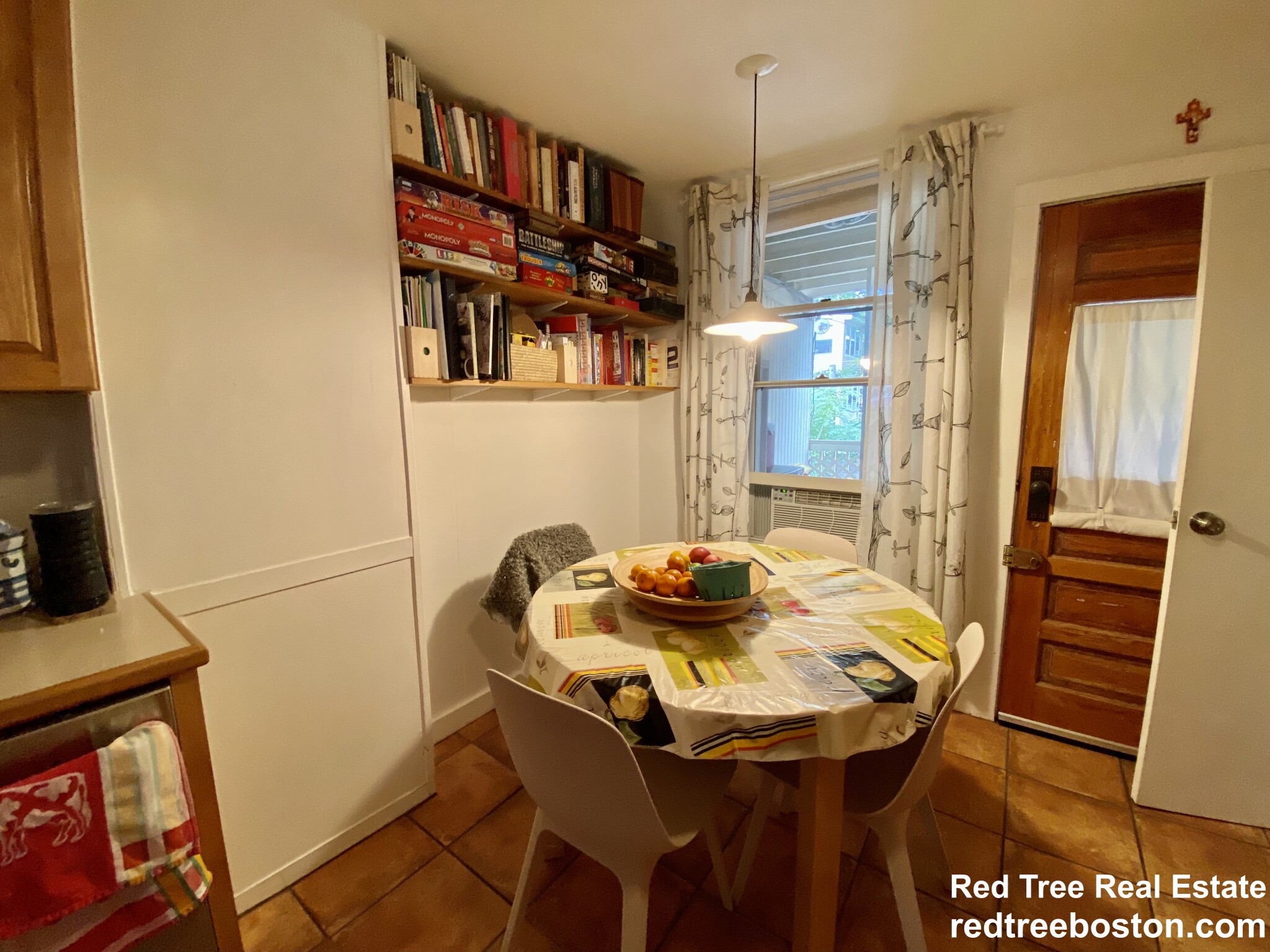 17 Perry St, Central Village