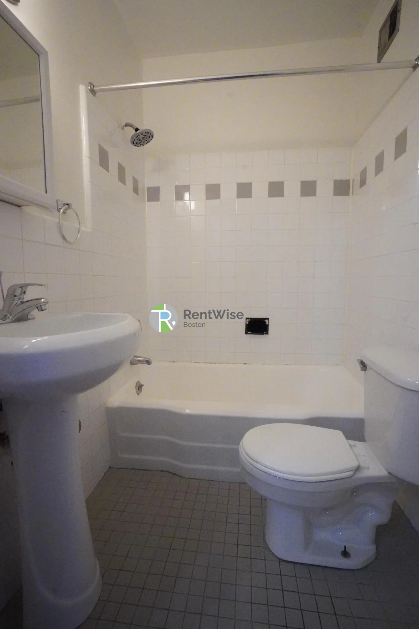 1212 Commonwealth Ave, Brighton