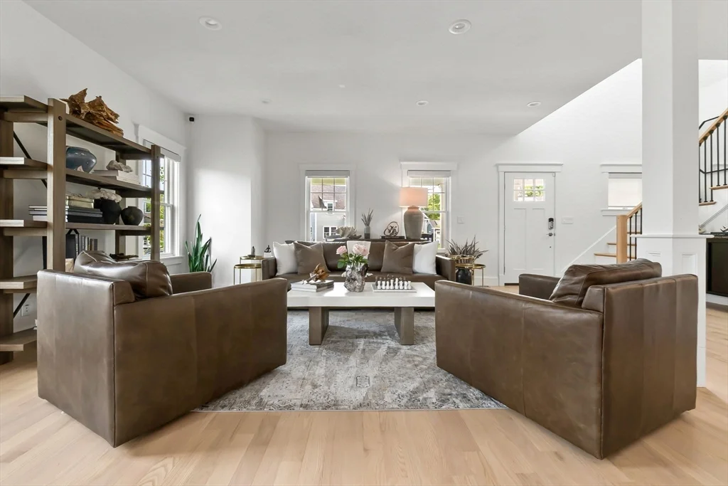 4 Gabaree Ct, Newburyport