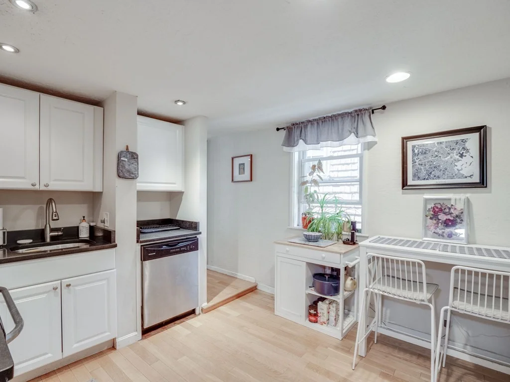 28 Mercer, South Boston's Dorchester Heights