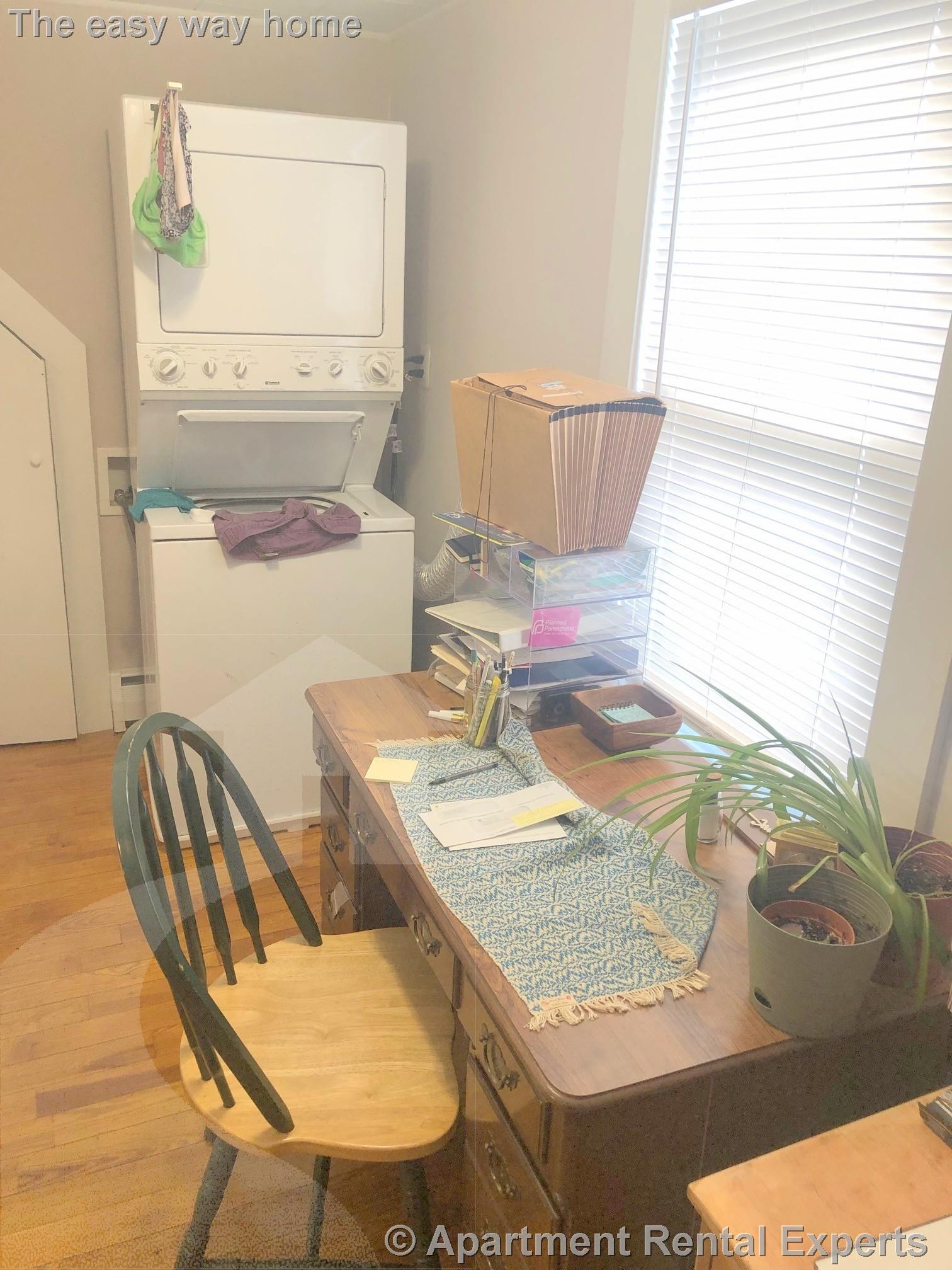 50 William St, Ball Square