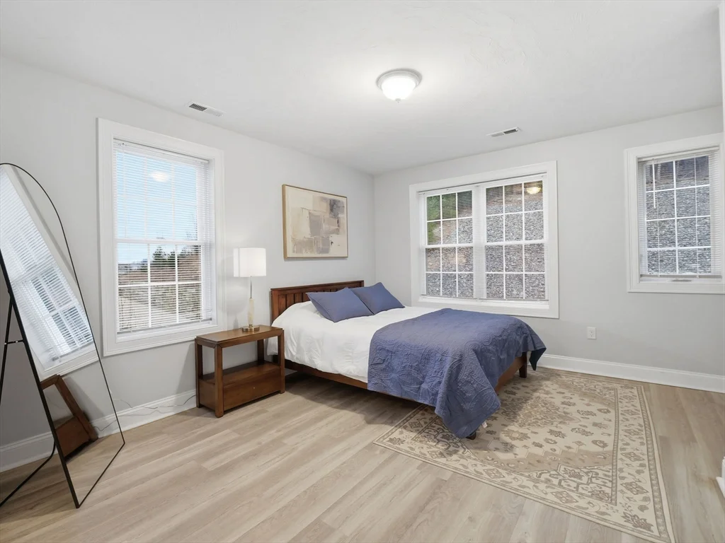 89 West Main, Northborough