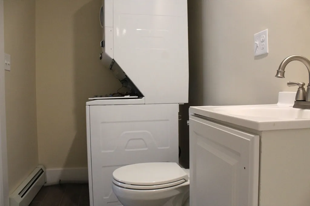 78 Endicott St, Peabody