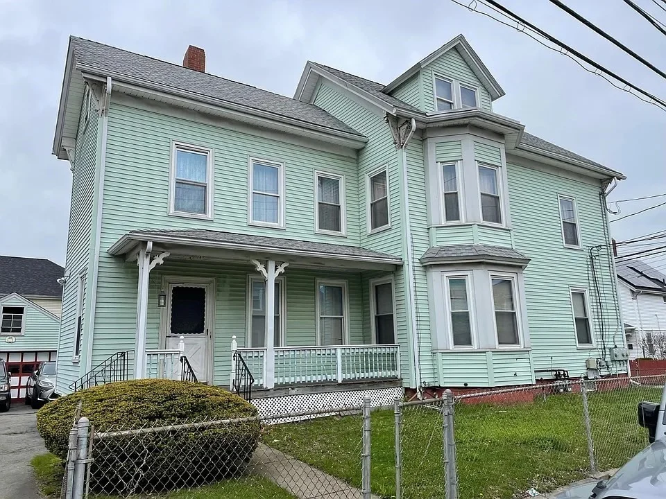 61 Cushing St, Waltham