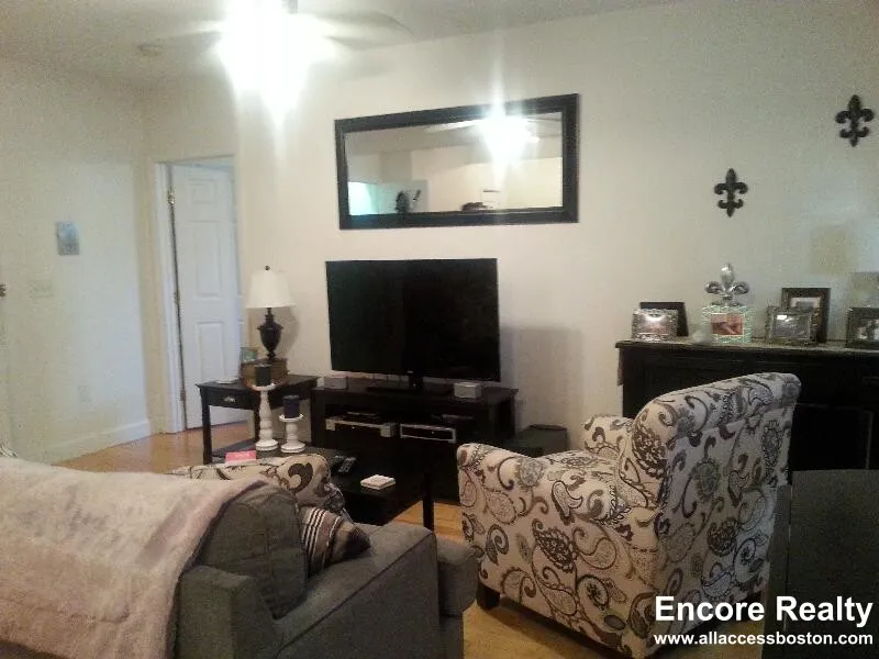 1555 Beacon St, Brookline